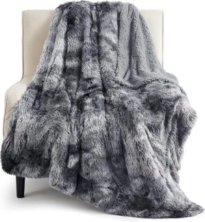 Bedsure GentleSoft Fluffy Fuzzy Fau...